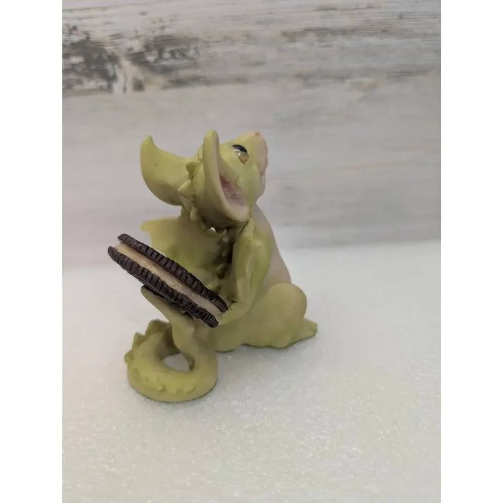 Real Musgrave Pocket Dragons Resin Figurine Cookie Treat Green Dragon Made in UK